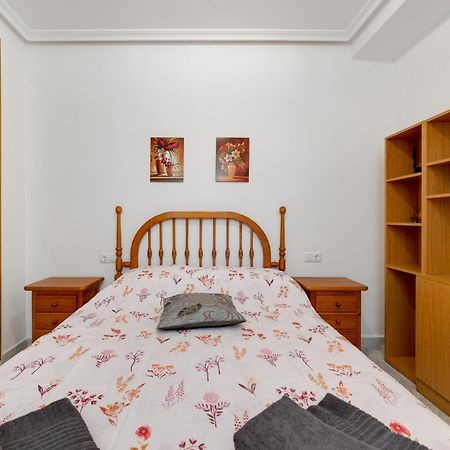Lovely Apartment Near The Sea Torrevieja Exterior photo